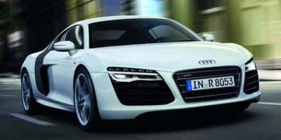 Audi R8: coupè sportiva dagli interni incantevoli